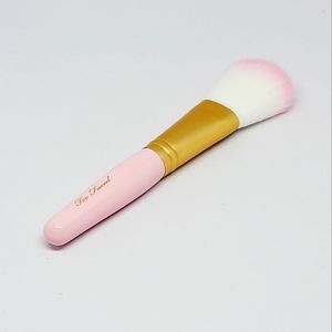 Too Faced Flatbuki Brush New